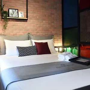 Q Luxury Apartment